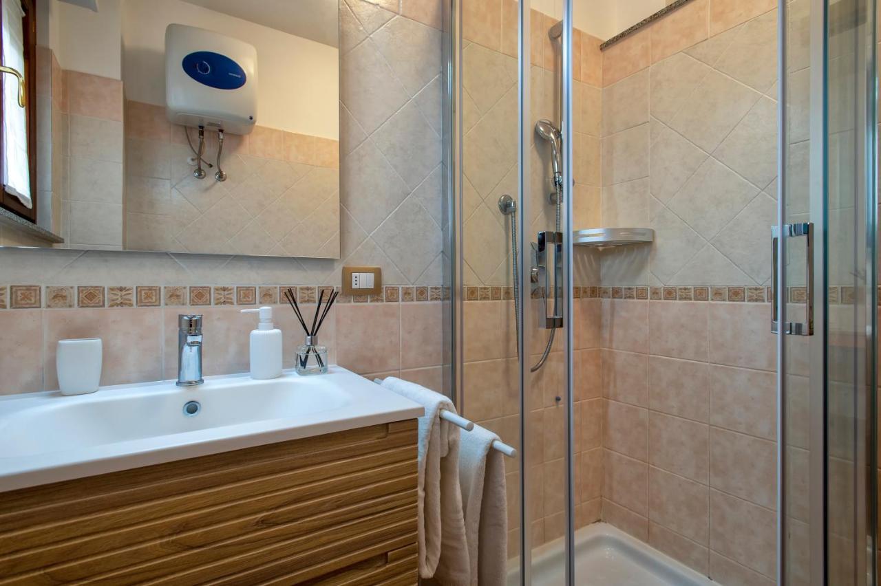 Le Terrazze Apartments Алгеро Екстериор снимка