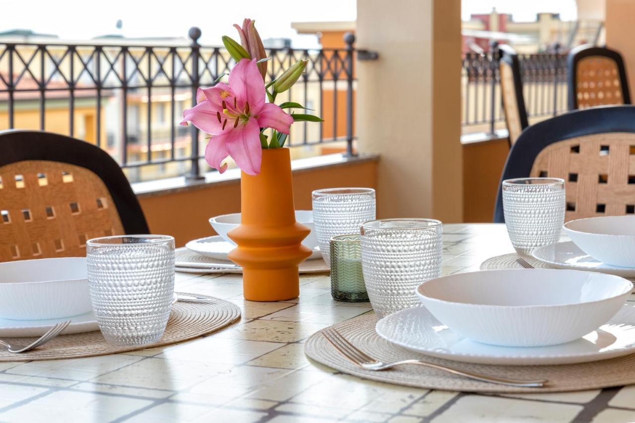 Le Terrazze Apartments Алгеро Екстериор снимка
