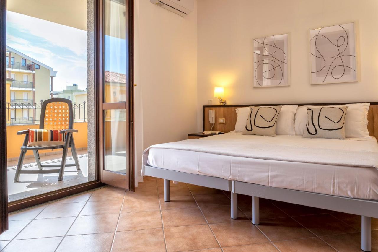 Le Terrazze Apartments Алгеро Екстериор снимка