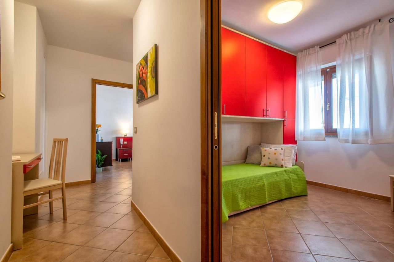 Le Terrazze Apartments Алгеро Екстериор снимка