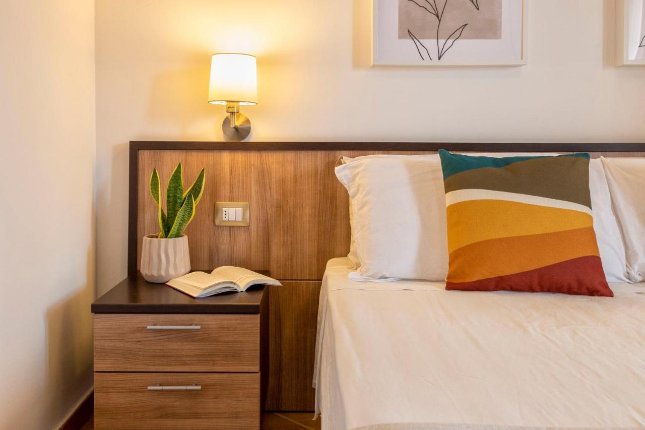 Le Terrazze Apartments Алгеро Екстериор снимка